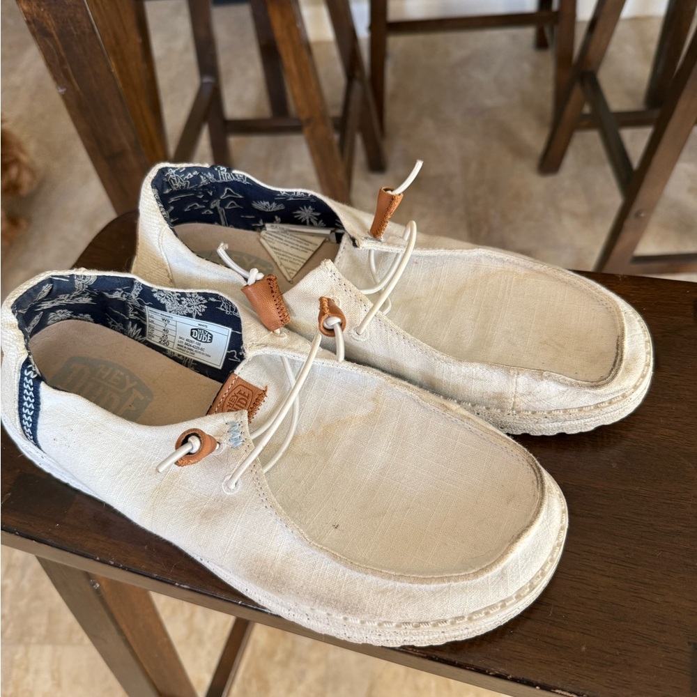 Hey Dude Women's Wendy wash white slip on
